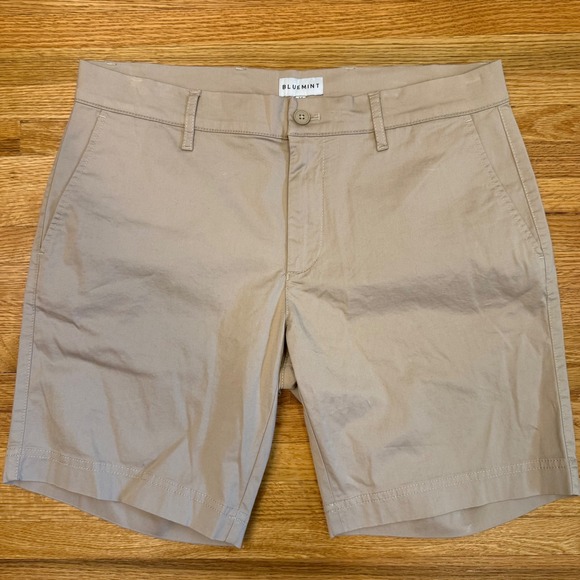 Bluemint Gordon II Chino Shorts Khaki Casual Flat Front Size 34 - Picture 1 of 6